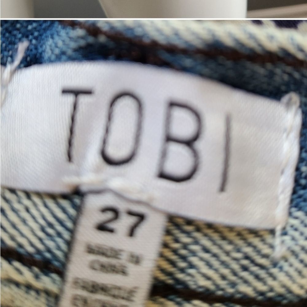 TOBI Distressed Jean Shorts Womens Size 27 NEW WITH TAGS - Picture 10 of 10